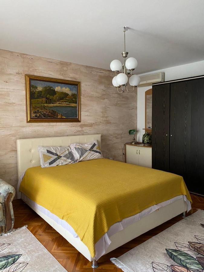Guest House Cvoro ヘルツェグ・ノヴィ エクステリア 写真